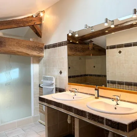 Guest house Le Relais De Saint-preuil, The Originals Relais Vignes Du Cognac