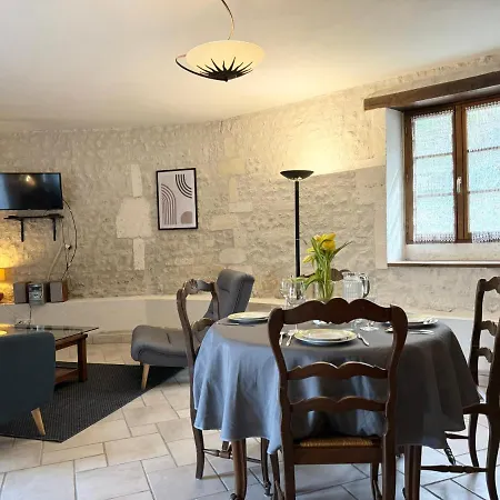 Le Relais De Saint-preuil, The Originals Relais Vignes Du Cognac 게스트하우스 4*