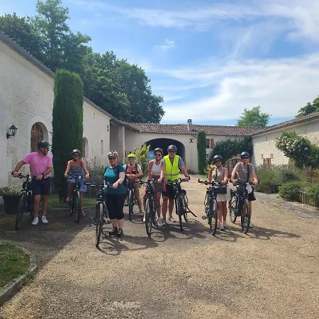 Le Relais De Saint-preuil, The Originals Relais Vignes Du Cognac Guest house