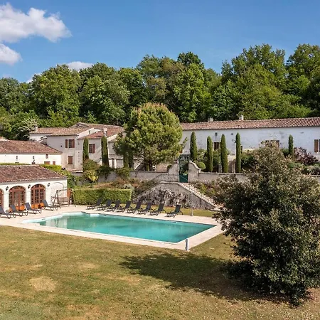 Guest house Le Relais De Saint-preuil, The Originals Relais Vignes Du Cognac Saint-Preuil