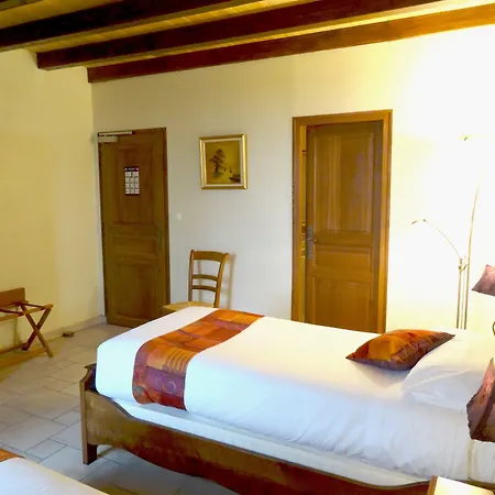 Pensión Le Relais De Saint-preuil, The Originals Relais Vignes Du Cognac 4*